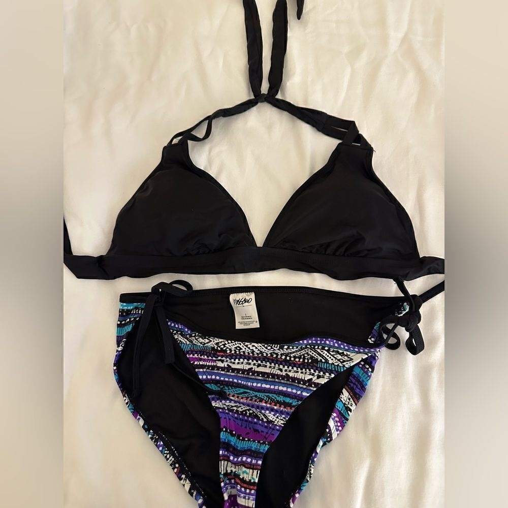 Mossimo  Bikini top and‎ bottom size Small